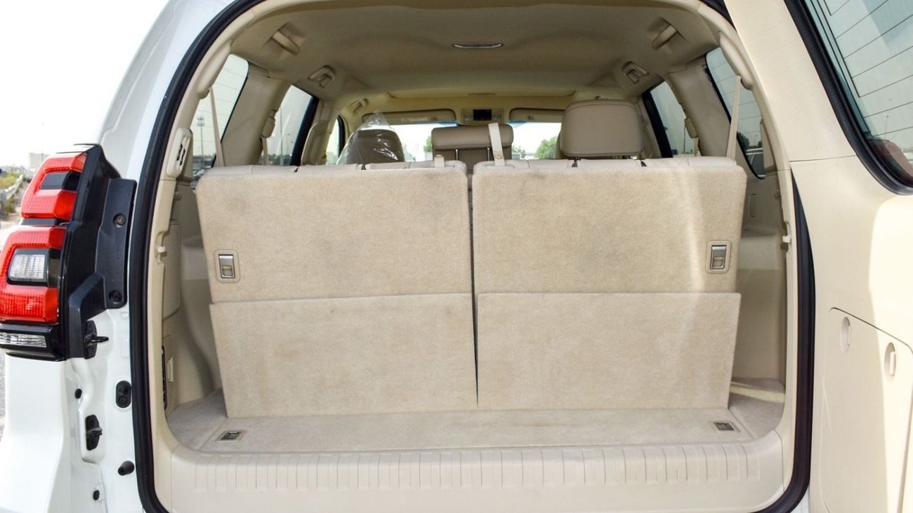 Gallery image of  {"id":2129,"name":"Parado","company_id":65,"type_id":1,"created_at":"2025-02-07T09:29:34.000000Z","updated_at":"2025-02-07T09:29:34.000000Z"}